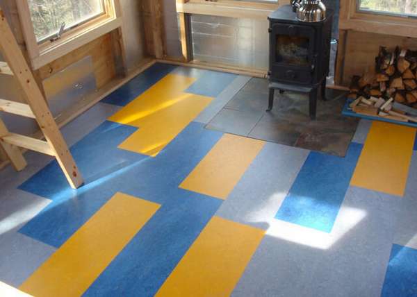 Чем покрасить фанеру на полу для улучшения влагостойкости - фото
