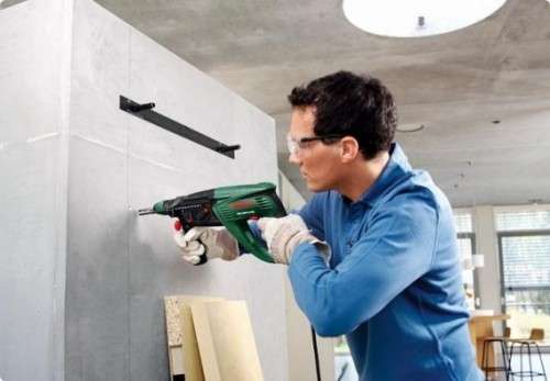 Как просверлить отверстие в бетонной стене с применением безударных, ударны ... - фото