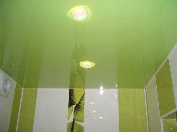 Как сделать потолок в ванной комнате - фото